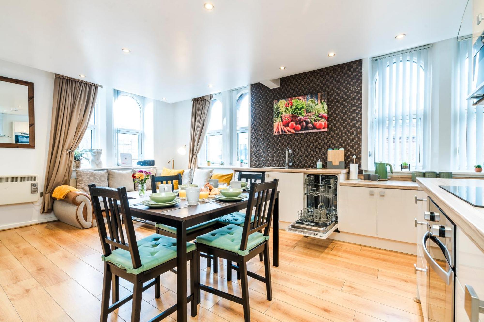 Cavern Quarters, Beautiful Two Bedroom City Centre Apartment By Garudy Serviced Apartments And Short Lets - Perfect For Longer Stays Liverpool Luaran gambar