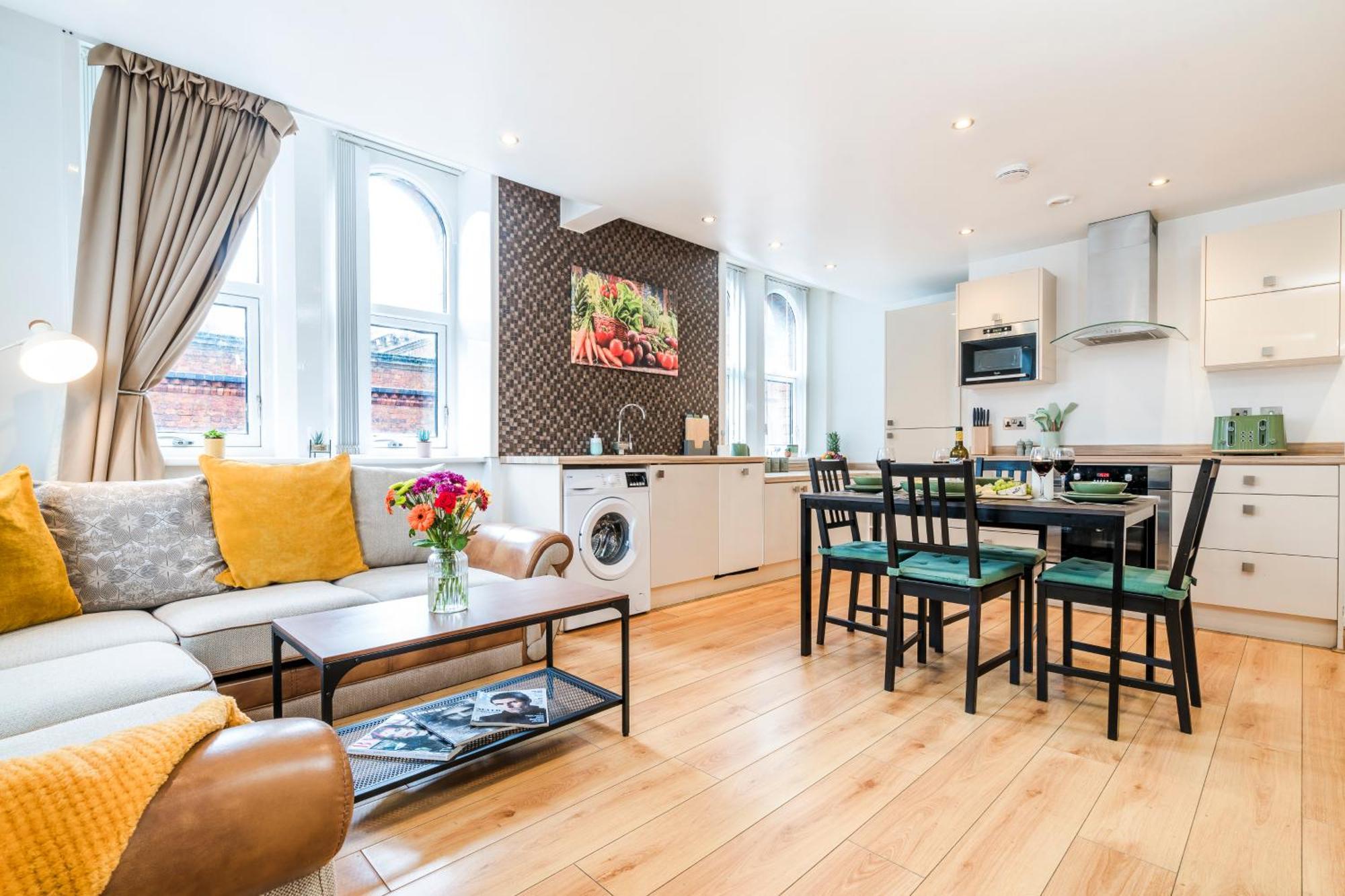 Cavern Quarters, Beautiful Two Bedroom City Centre Apartment By Garudy Serviced Apartments And Short Lets - Perfect For Longer Stays Liverpool Luaran gambar