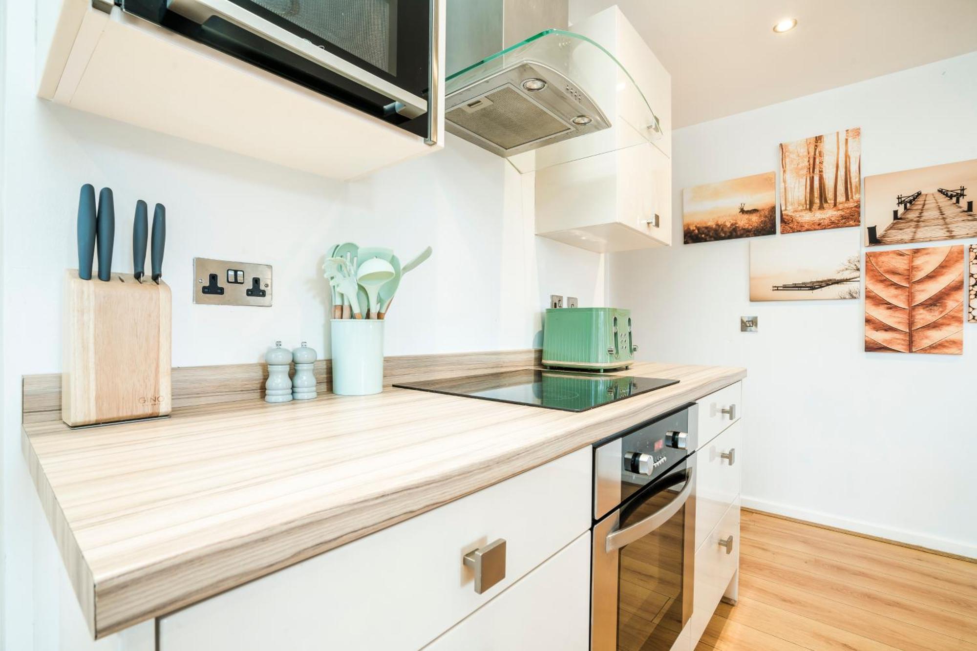Cavern Quarters, Beautiful Two Bedroom City Centre Apartment By Garudy Serviced Apartments And Short Lets - Perfect For Longer Stays Liverpool Luaran gambar