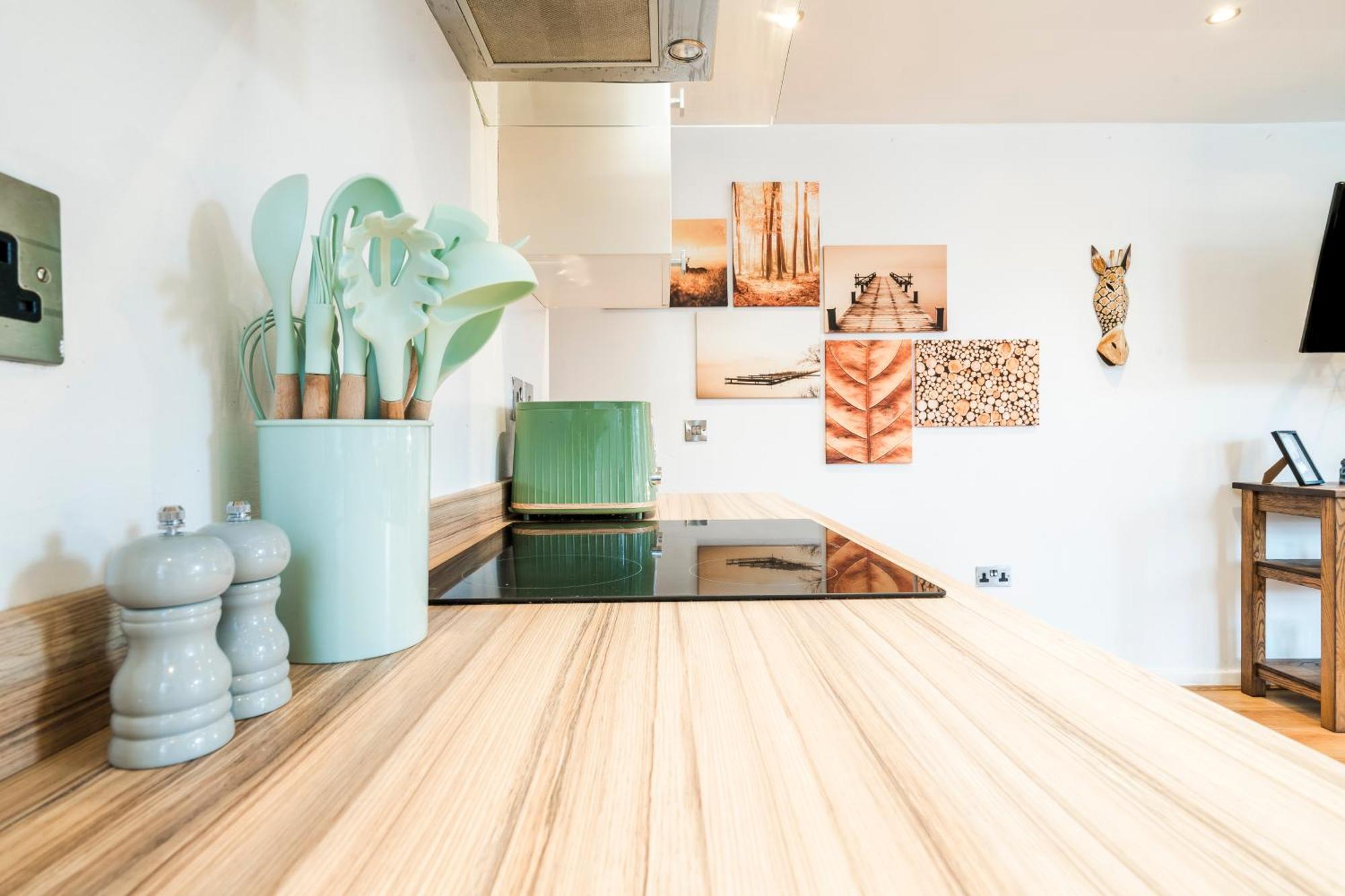 Cavern Quarters, Beautiful Two Bedroom City Centre Apartment By Garudy Serviced Apartments And Short Lets - Perfect For Longer Stays Liverpool Luaran gambar